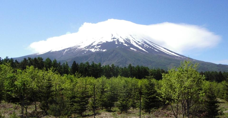 富士山登山最適の宿泊地 吉田口 本八合目 富士山ホテル 富士山登山最適の宿泊地 吉田口 本八合目 富士山ホテル